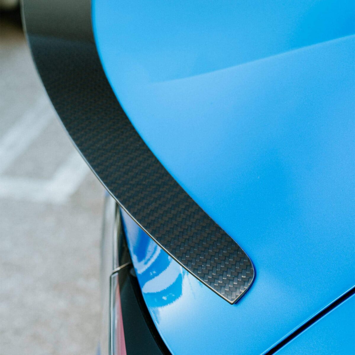 High-Efficiency Carbon Fiber Trunk Spoiler For Tesla Model Y